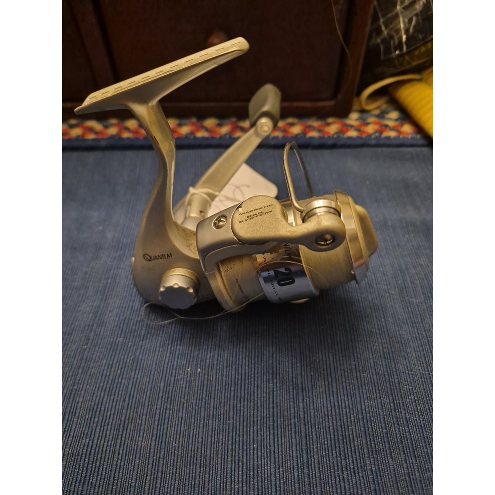 Quantum Icon 20 Spinning Fishing Reel